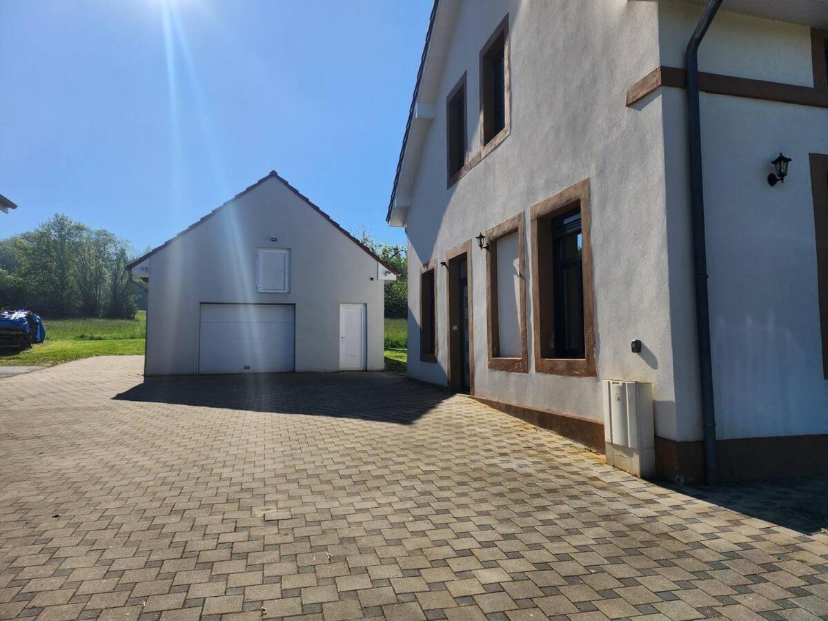 Loft Spacieux En Pleine Foret Bining Екстериор снимка