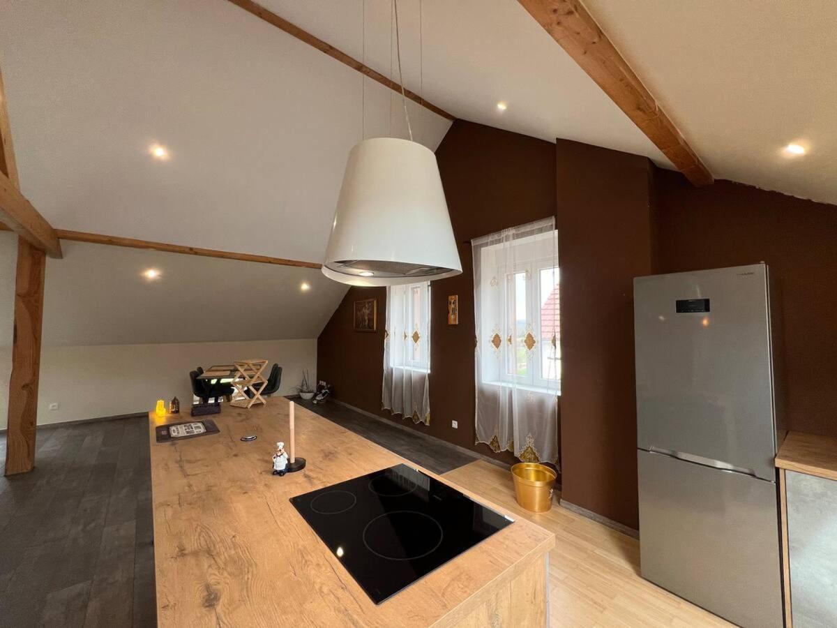 Loft Spacieux En Pleine Foret Bining Екстериор снимка