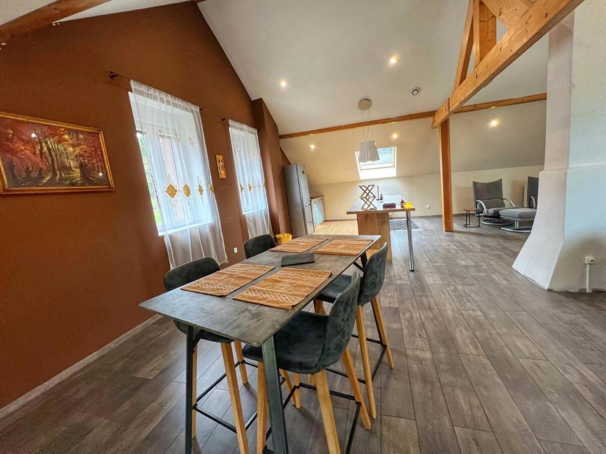 Loft Spacieux En Pleine Foret Bining Екстериор снимка
